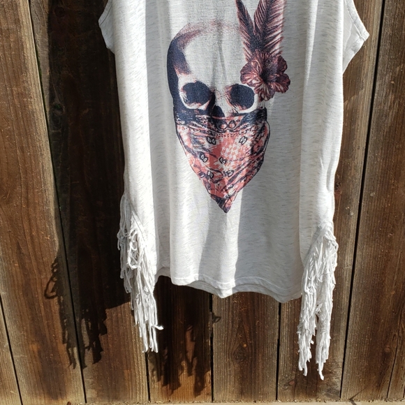 TORRID Sleeveless Rocker Top - Picture 2 of 9